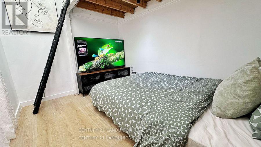 188 Olde Bayview Avenue, Richmond Hill, Ontario  L4E 3C9 - Photo 23 - N12777594