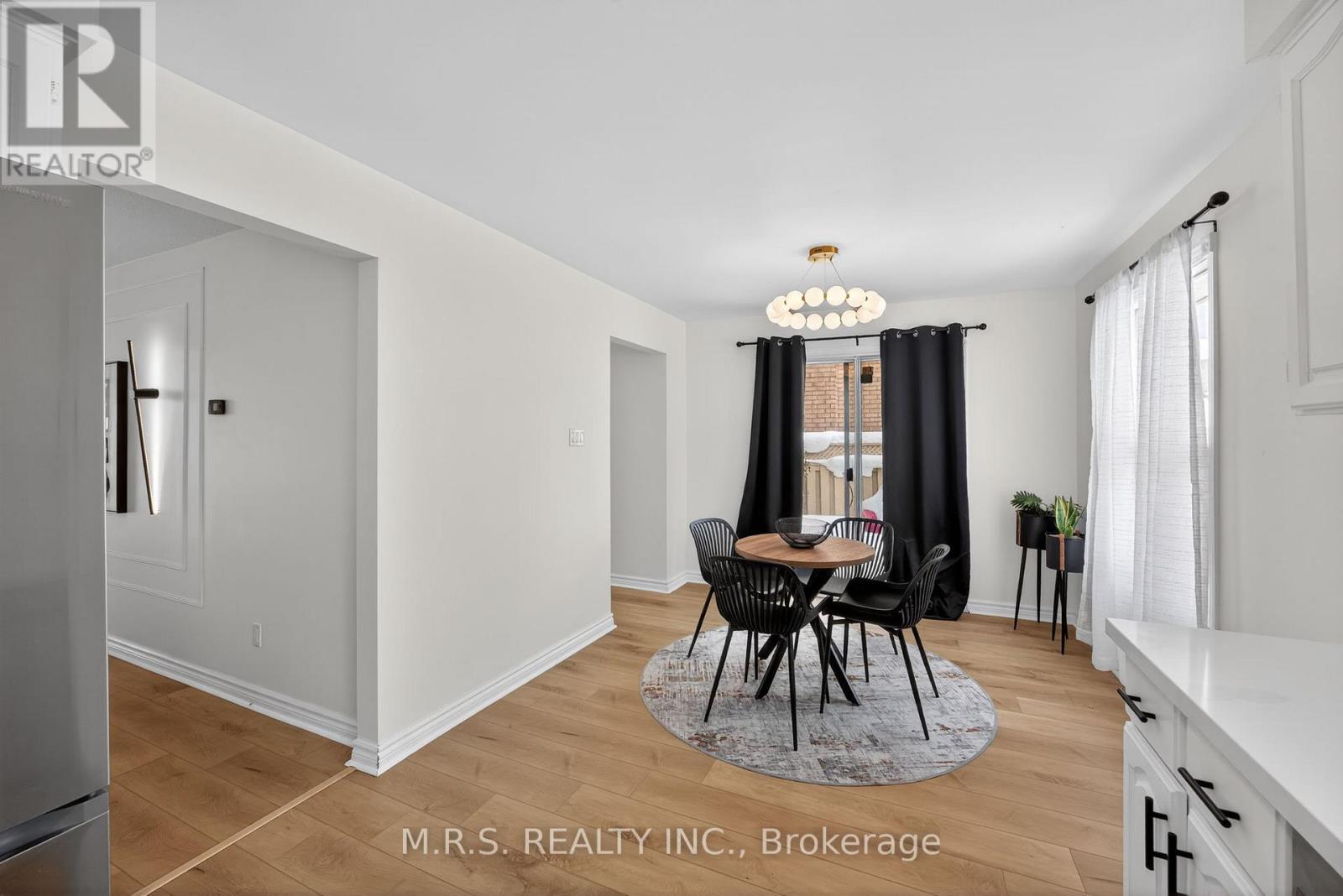 11 Barwick Drive, Barrie, Ontario  L4N 6Z7 - Photo 16 - S12777574