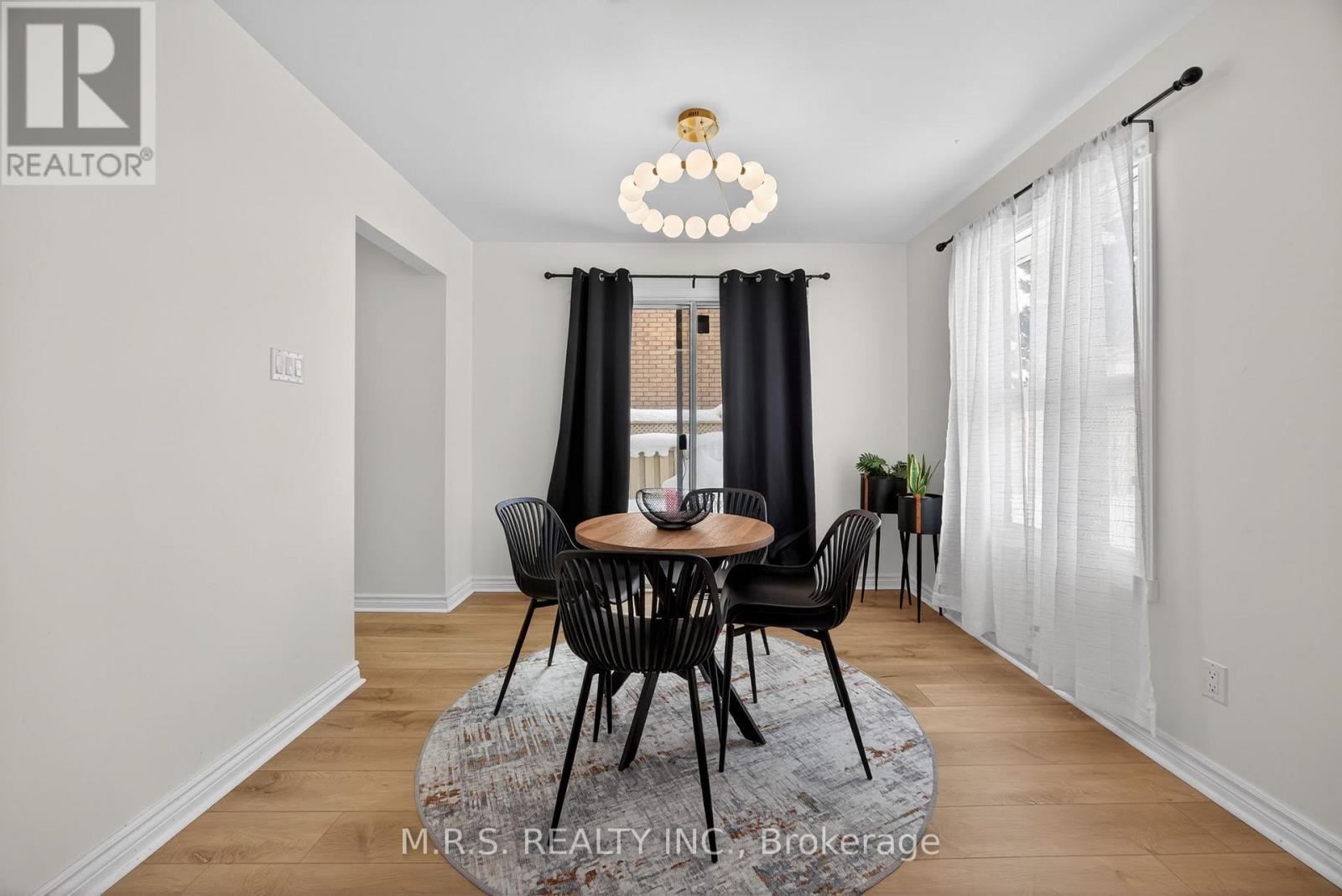 11 Barwick Drive, Barrie, Ontario  L4N 6Z7 - Photo 17 - S12777574