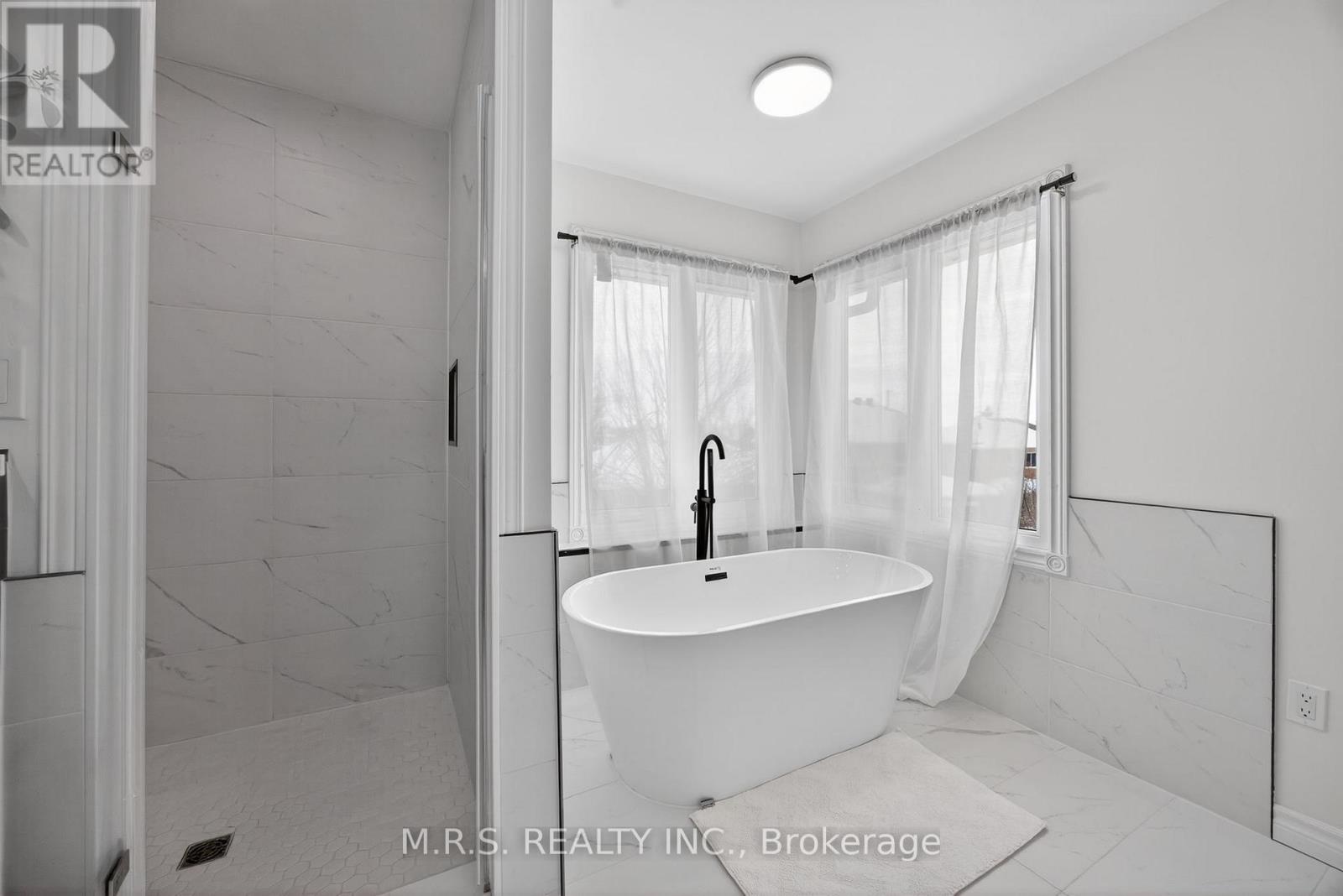 11 Barwick Drive, Barrie, Ontario  L4N 6Z7 - Photo 28 - S12777574