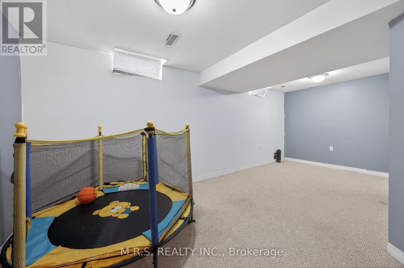 11 Barwick Drive, Barrie, Ontario  L4N 6Z7 - Photo 38 - S12777574