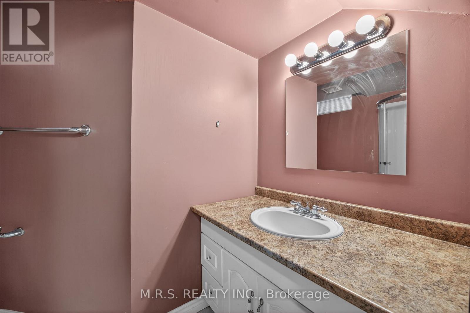 11 Barwick Drive, Barrie, Ontario  L4N 6Z7 - Photo 39 - S12777574