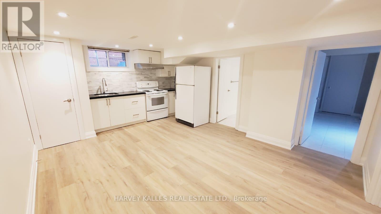 Bsmt 2 - 550 Glencairn Avenue, Toronto, Ontario  M6B 1Z4 - Photo 8 - C12769736