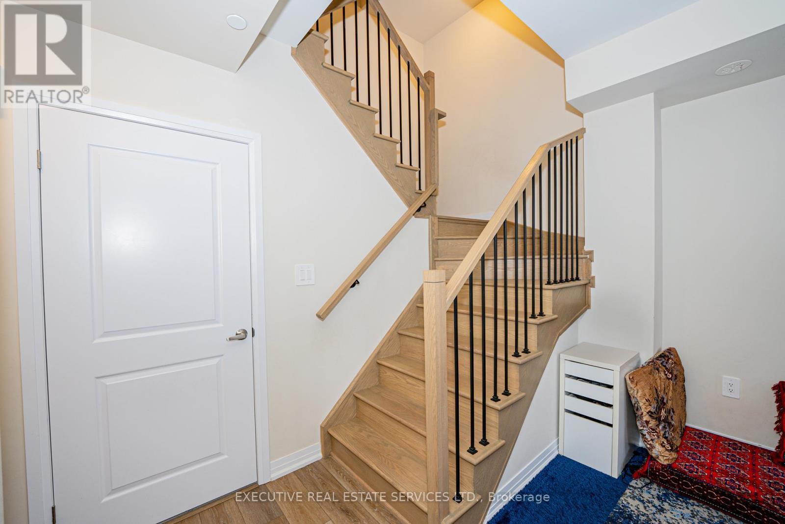 105 - 1589 Rose Way, Milton, Ontario  L9E 0J2 - Photo 29 - W12777534