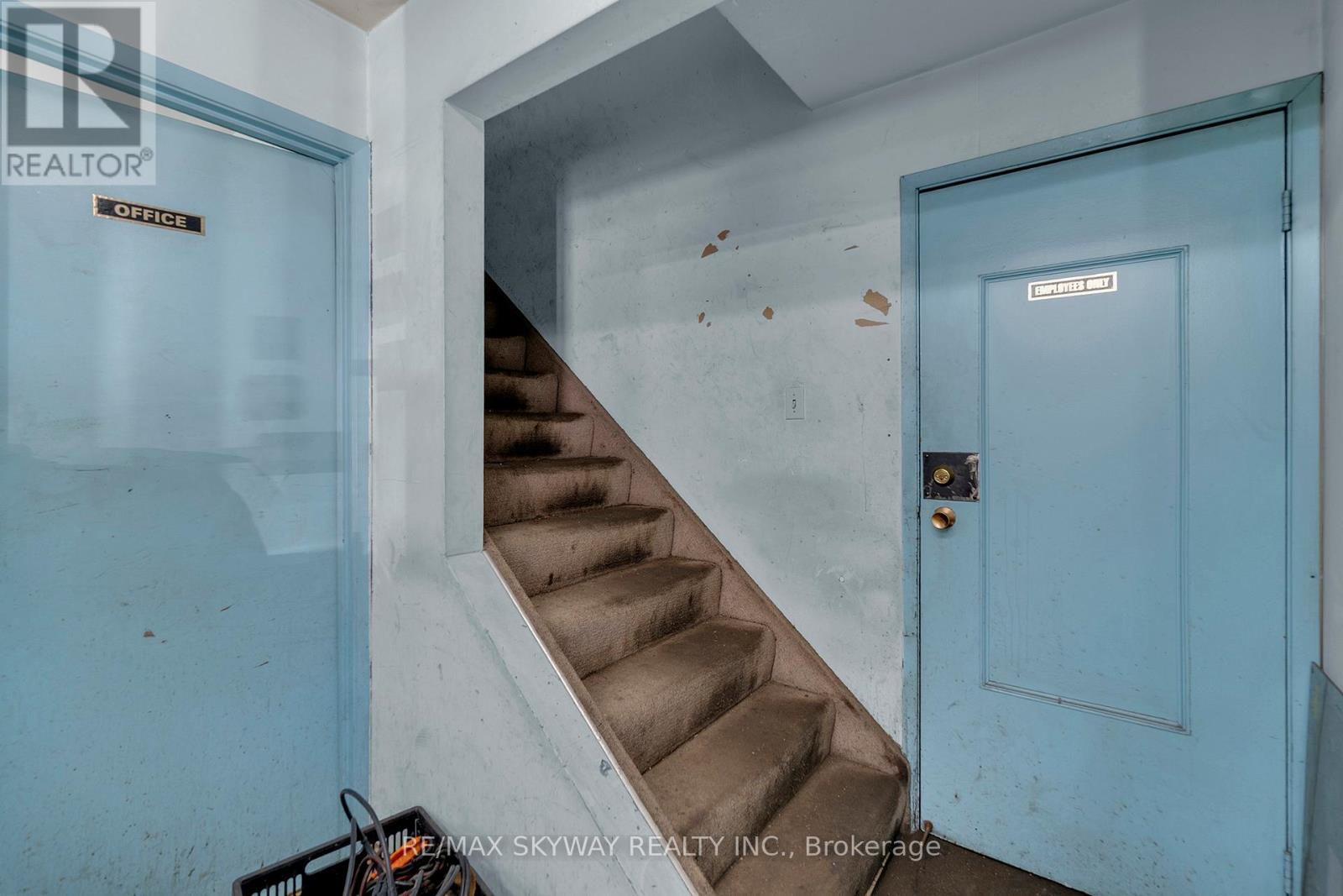 32 Guided Court, Toronto, Ontario  M9V 4K6 - Photo 14 - W12777570