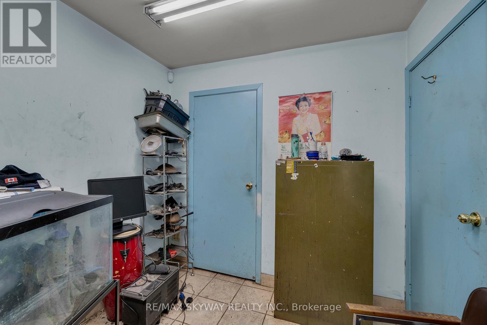 32 Guided Court, Toronto, Ontario  M9V 4K6 - Photo 15 - W12777570