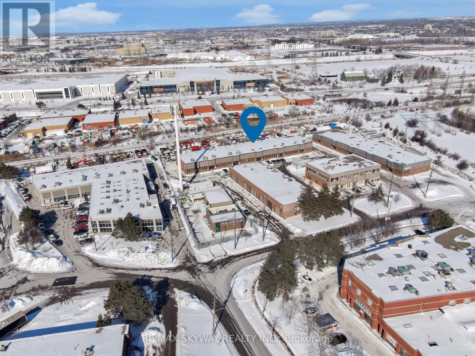 32 Guided Court, Toronto, Ontario  M9V 4K6 - Photo 2 - W12777570