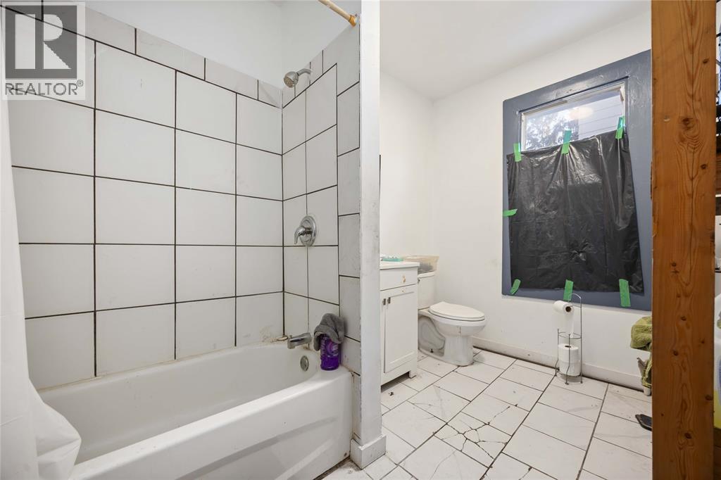 218-220 Mitton Street South, Sarnia, Ontario  N7T 3E1 - Photo 32 - 26002799