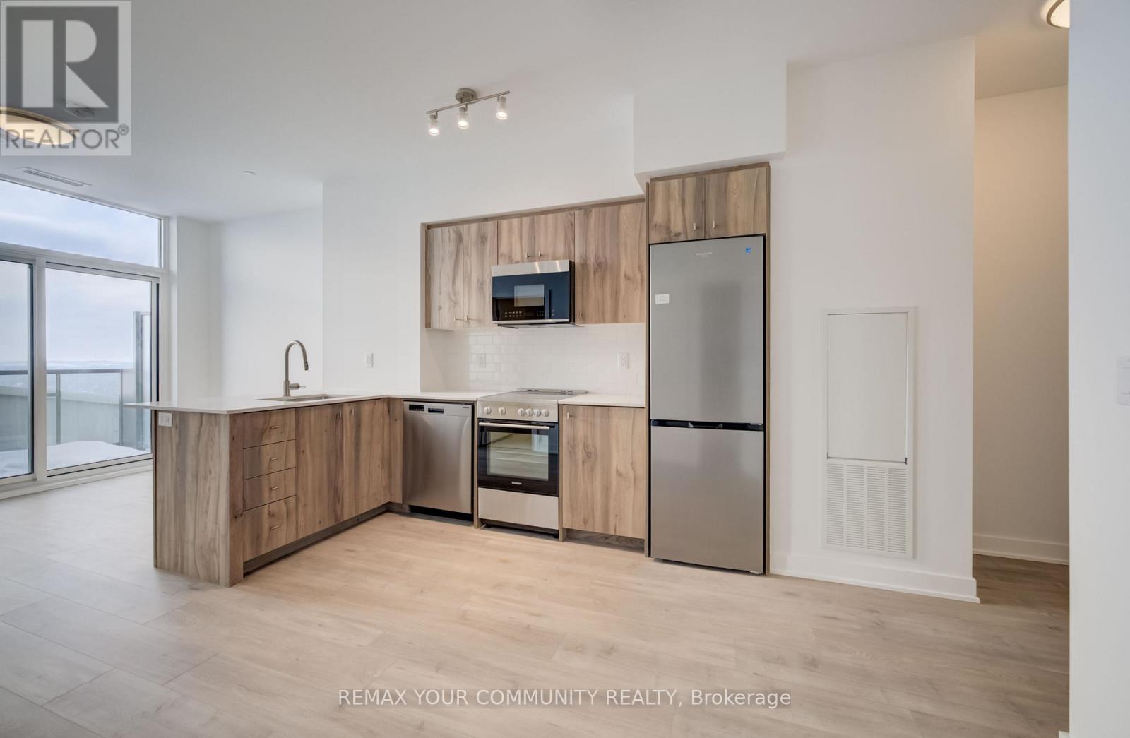 3404 - 25 Wellington Street, Kitchener, Ontario  N2G 0G5 - Photo 12 - X12777600