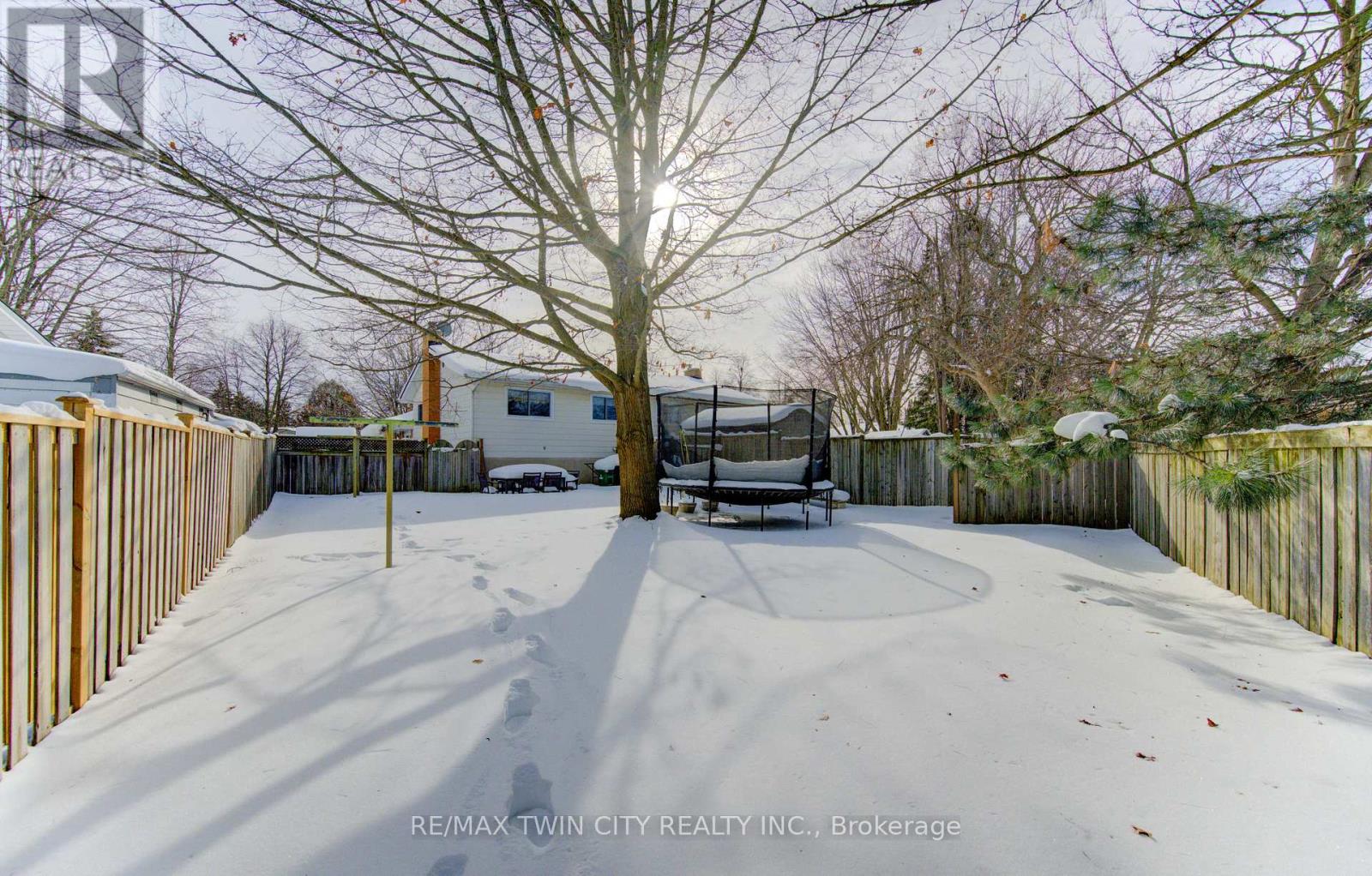 A - 600 Mount Anne Drive, Waterloo, Ontario  N2L 4W3 - Photo 29 - X12777610