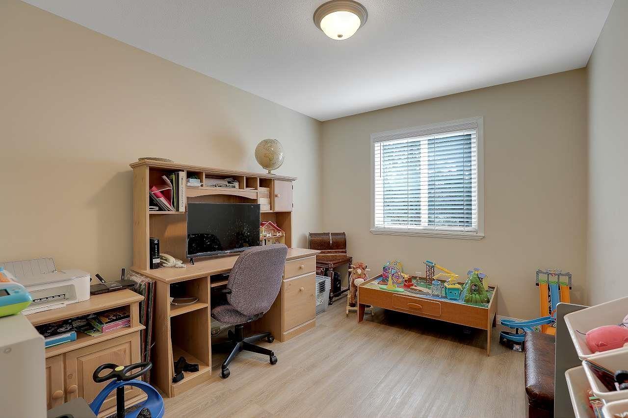 8020 Kestrel Court, Surrey, British Columbia  V3W 0V1 - Photo 15 - R3086831