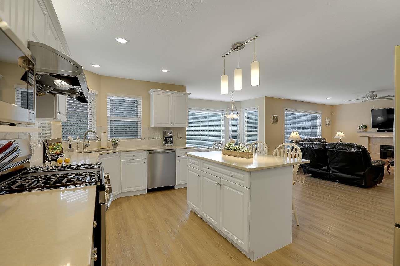 8020 Kestrel Court, Surrey, British Columbia  V3W 0V1 - Photo 6 - R3086831