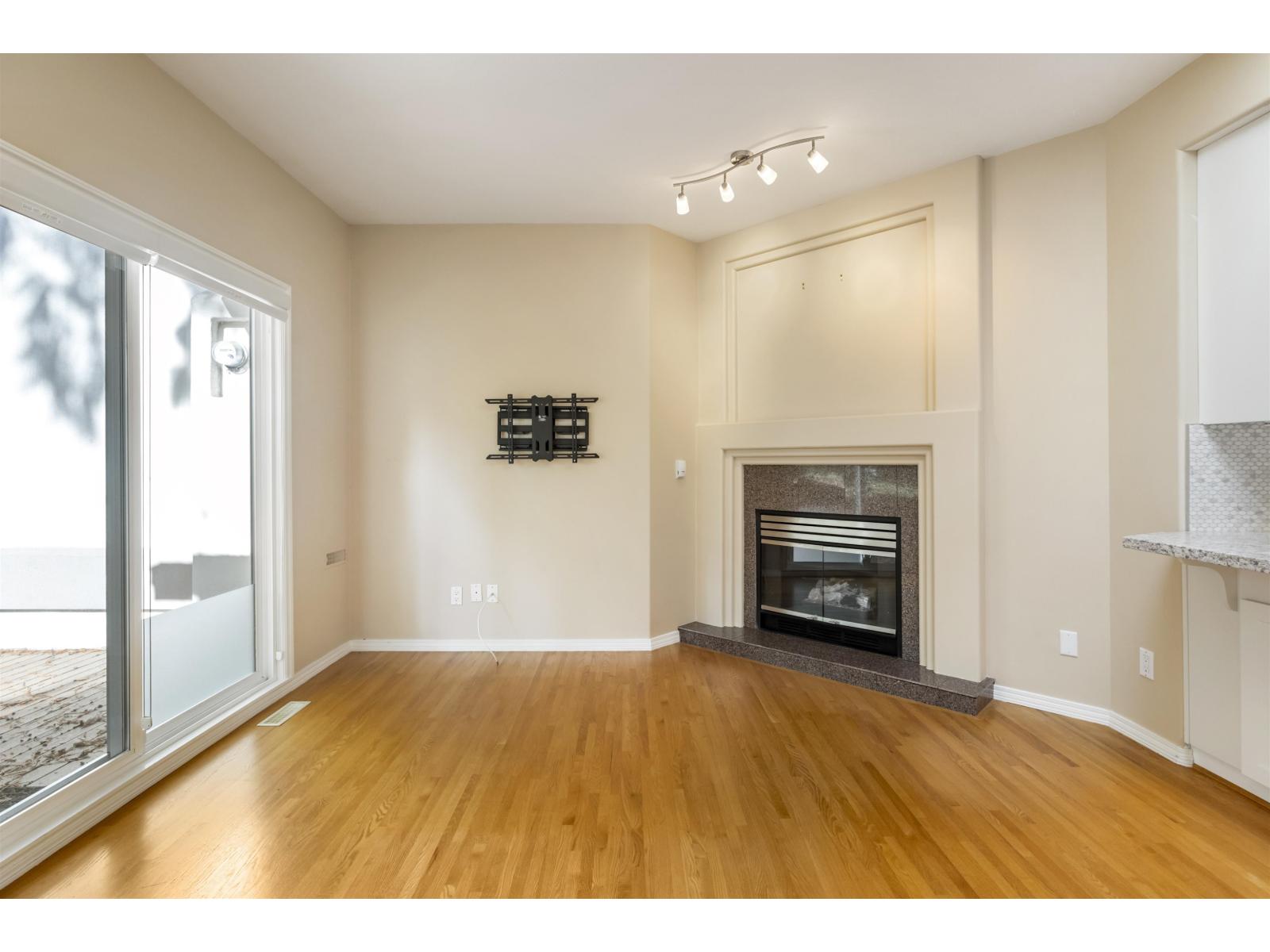 1 13911 16 Avenue, Surrey, British Columbia  V4A 1P8 - Photo 8 - R3088361