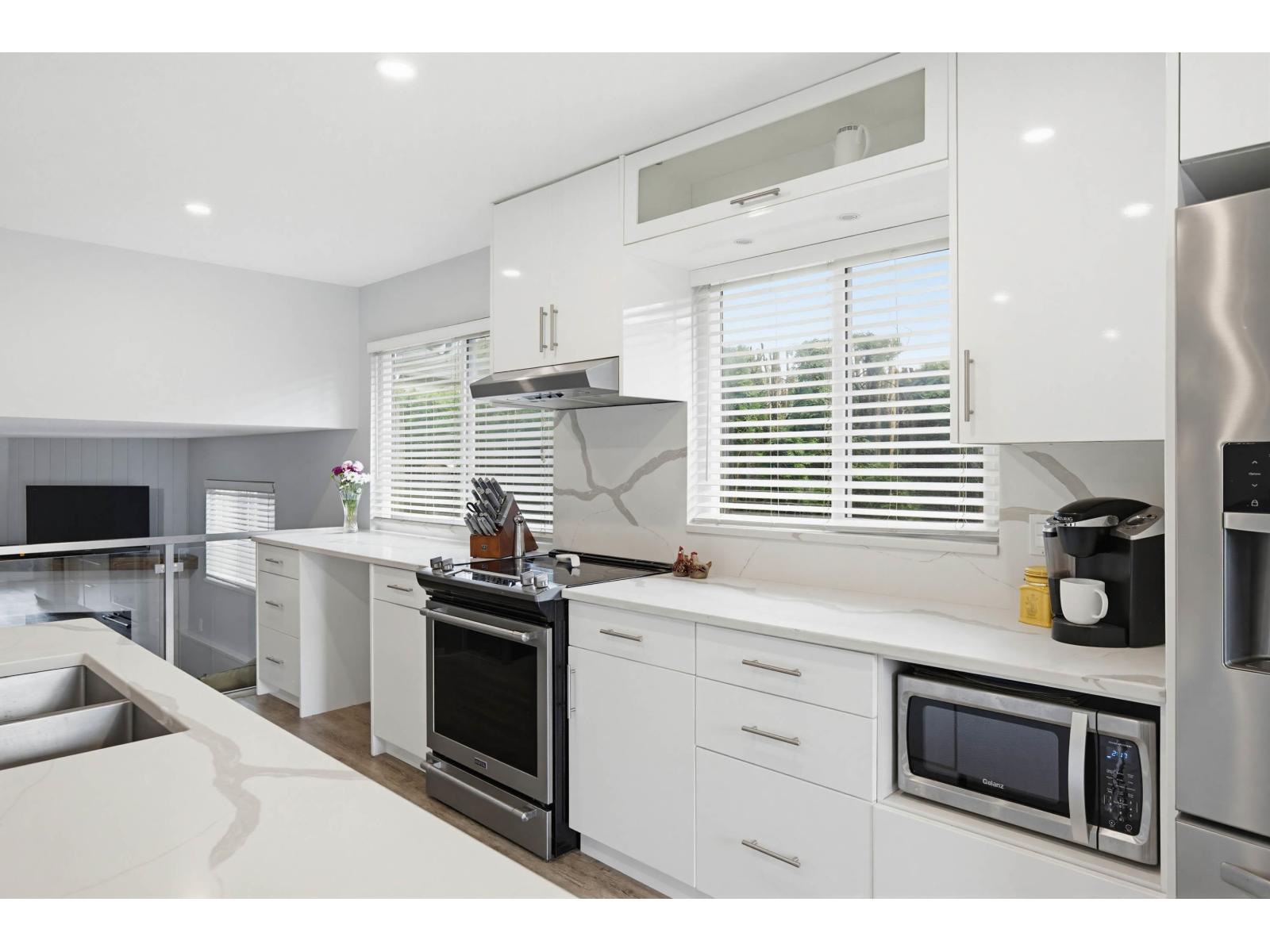 9490 206a Street, Langley, British Columbia  V1M 1H9 - Photo 6 - R3088708