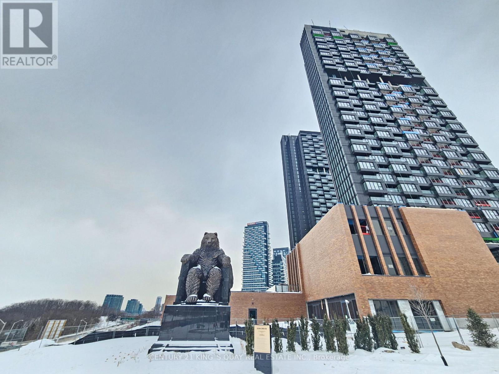 917 - 1 QUARRINGTON LANE, Toronto, Ontario