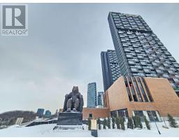 917 - 1 QUARRINGTON LANE, Toronto, Ontario