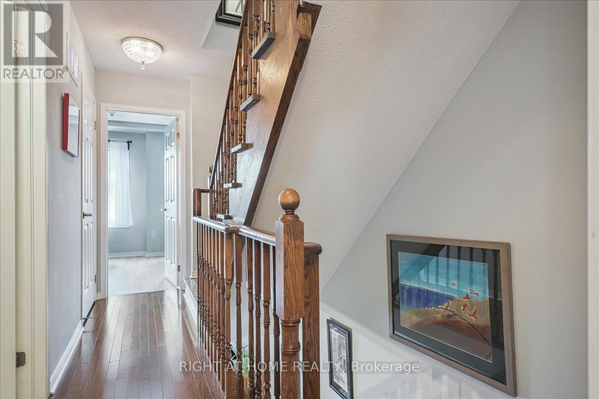 Th 2 - 101 The Queensway Avenue S, Toronto, Ontario  M8Z 0H1 - Photo 16 - W12777274