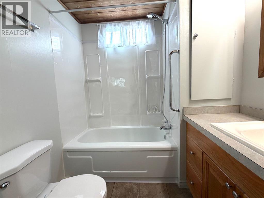 234 9 Street, Beiseker, Alberta  T0M 0G0 - Photo 11 - A2284757