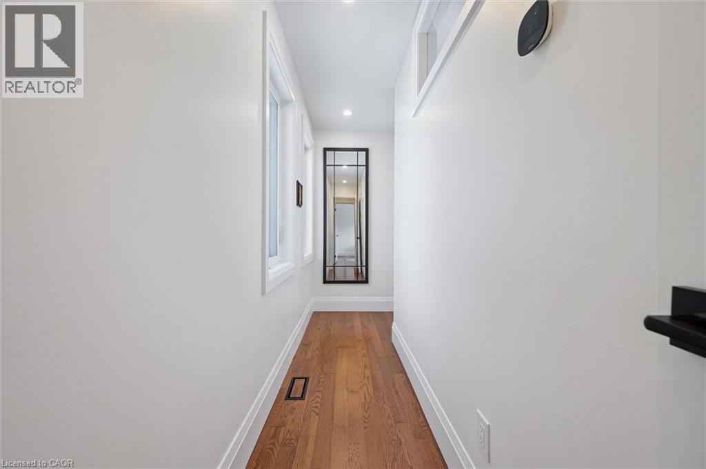 63 Menno Street, Waterloo, Ontario  N2L 2A6 - Photo 26 - 40802720