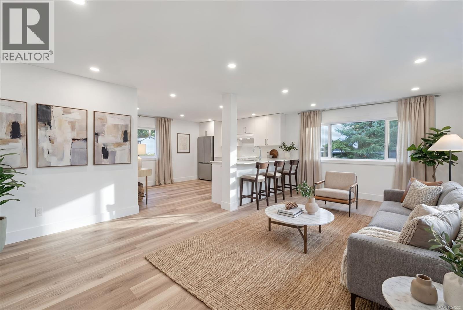 110 2500 Florence Lake Rd, Langford, British Columbia  V9C 3T1 - Photo 3 - 1024222