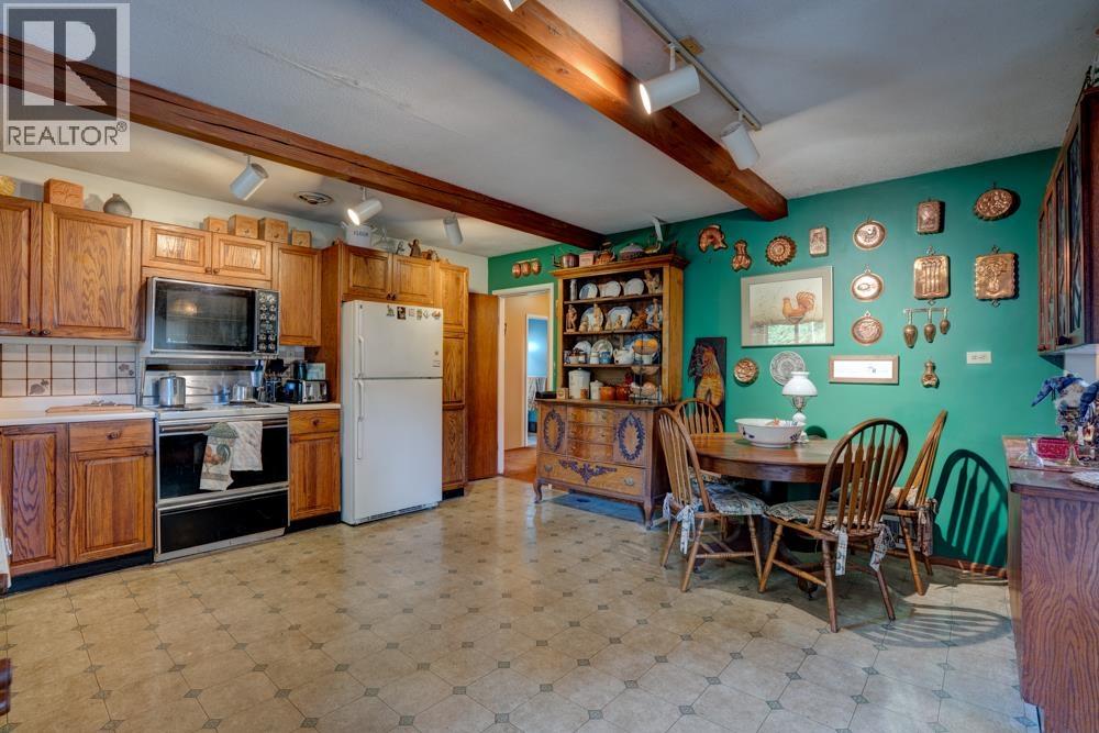 1827 Harbour Street, Port Coquitlam, British Columbia  V3C 1A4 - Photo 10 - R3088262