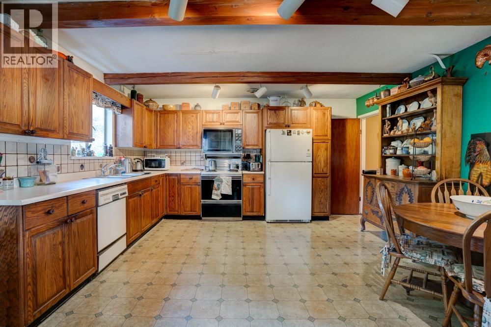 1827 Harbour Street, Port Coquitlam, British Columbia  V3C 1A4 - Photo 9 - R3088262