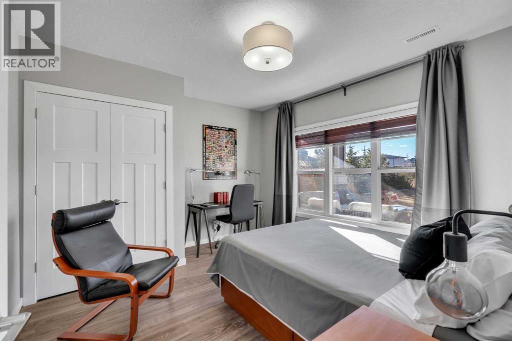 53 Sundown Grove, Cochrane, Alberta  T4C 0H8 - Photo 42 - A2285152