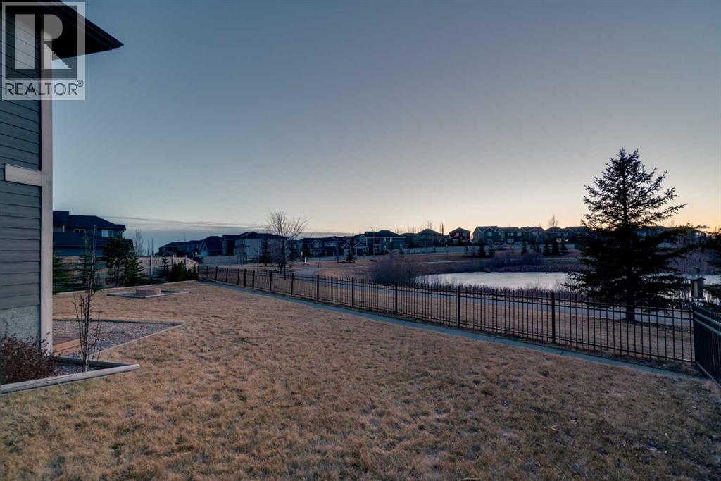 53 Sundown Grove, Cochrane, Alberta  T4C 0H8 - Photo 48 - A2285152