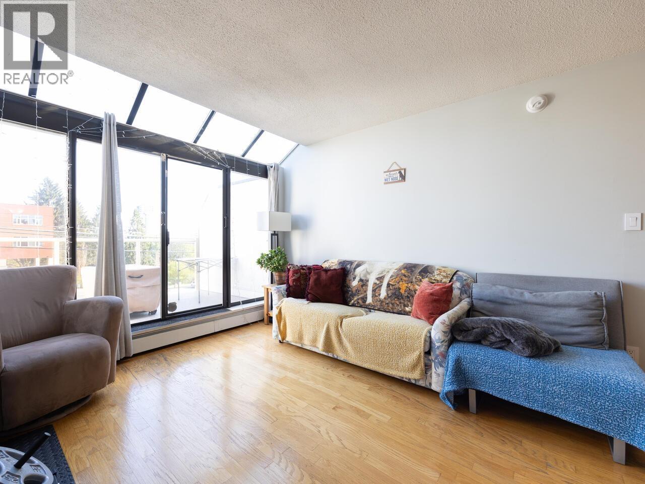 114 812 Milton Street, New Westminster, British Columbia  V3M 1N2 - Photo 3 - R3088520