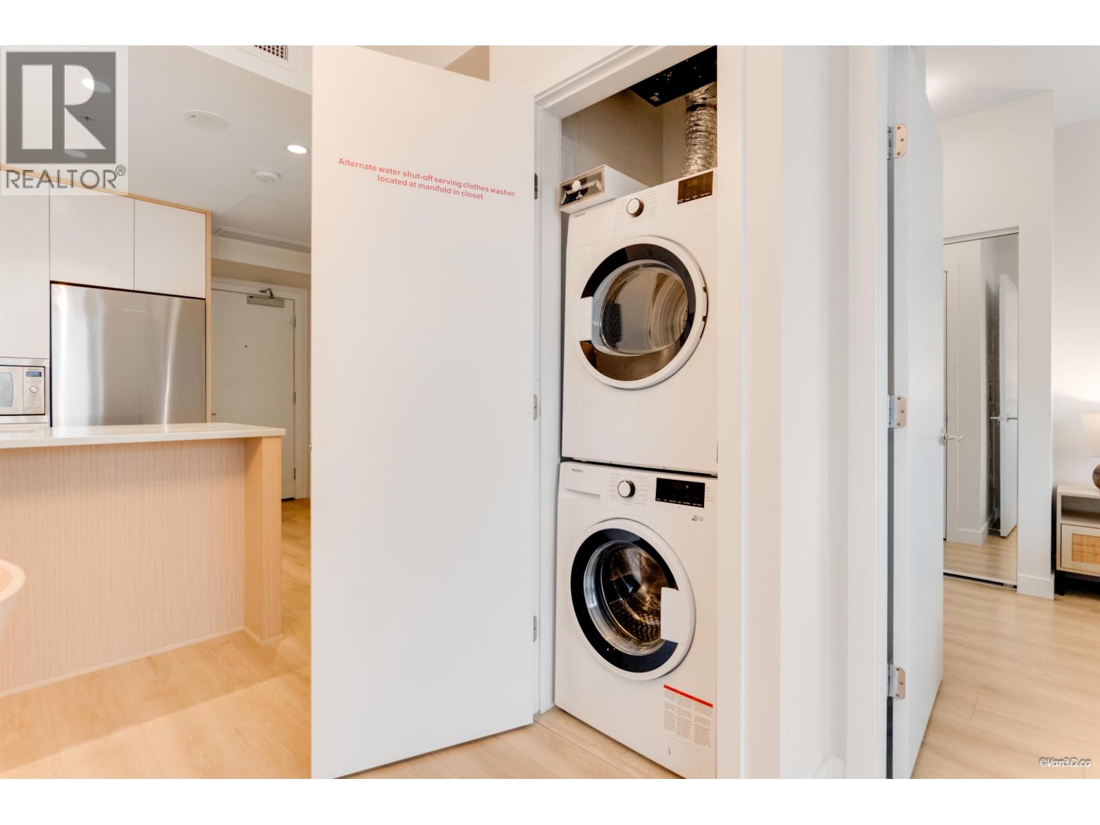 2505 567 Clarke Road, Coquitlam, British Columbia  V3J 0K7 - Photo 15 - R3088501