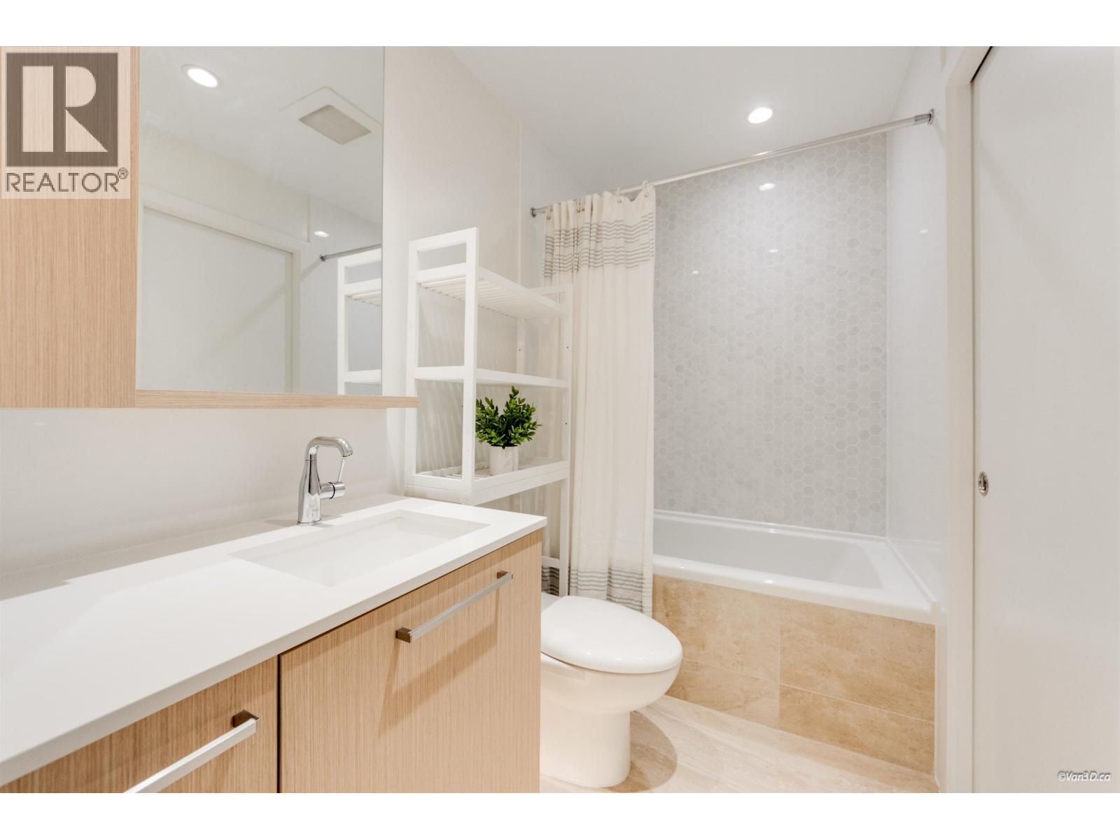 2505 567 Clarke Road, Coquitlam, British Columbia  V3J 0K7 - Photo 14 - R3088501