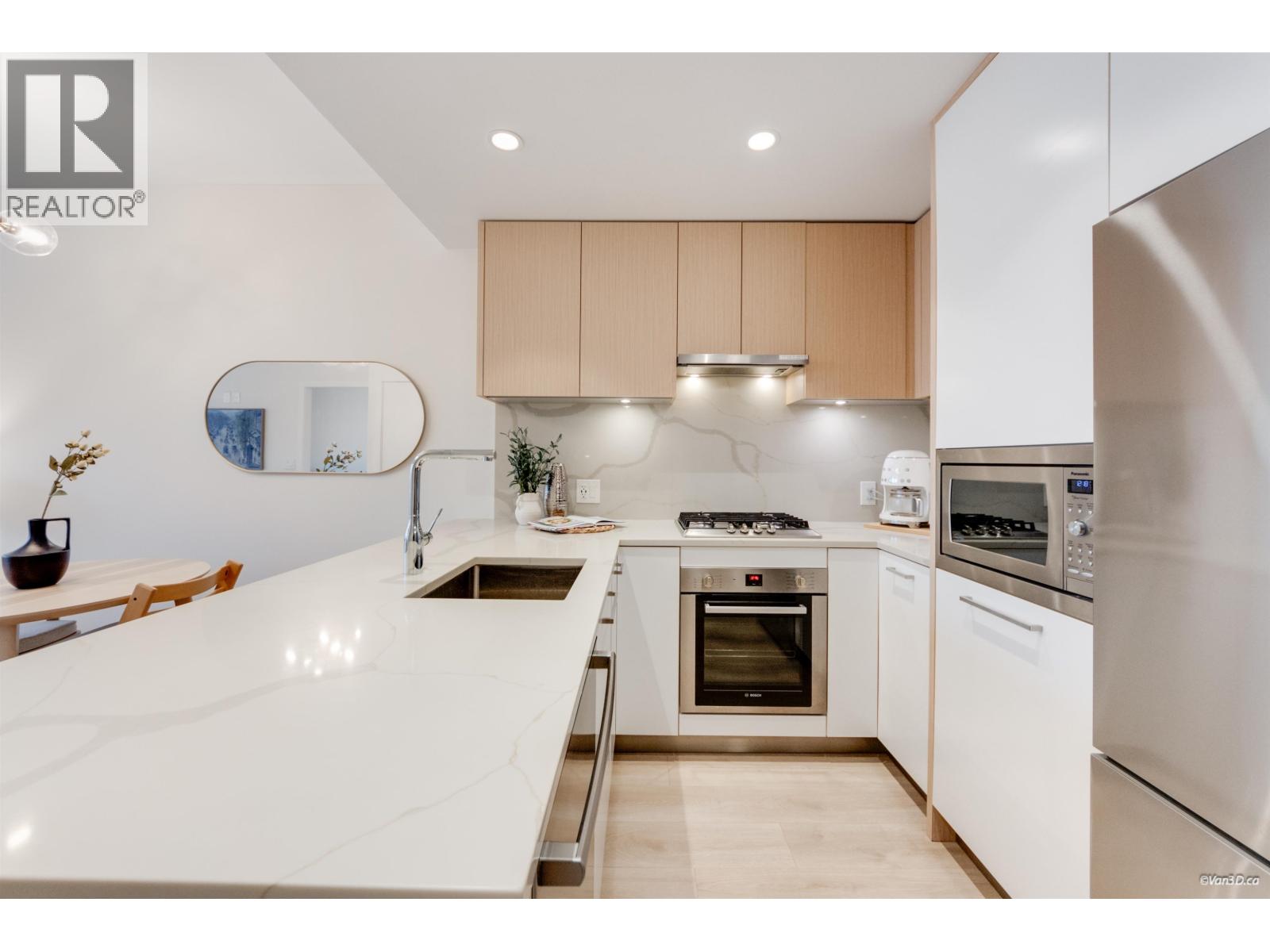 2505 567 Clarke Road, Coquitlam, British Columbia  V3J 0K7 - Photo 8 - R3088501