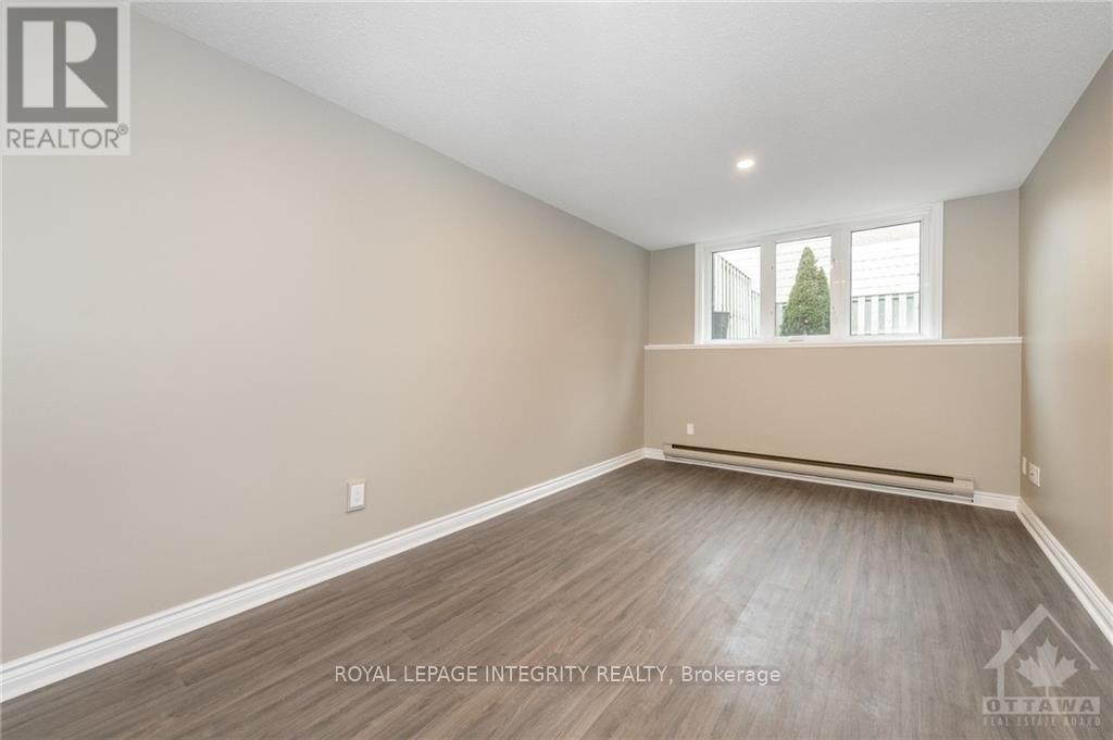 170 Salter Crescent, Ottawa, Ontario  K2K 1Y9 - Photo 26 - X12777630