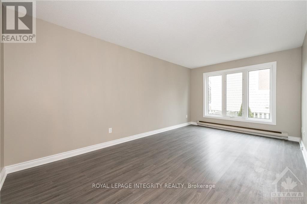 170 Salter Crescent, Ottawa, Ontario  K2K 1Y9 - Photo 9 - X12777630