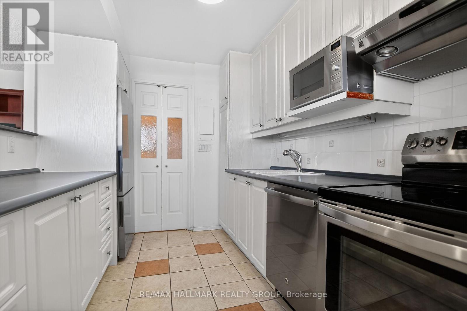 1412 - 265 Poulin Avenue, Ottawa, Ontario  K2B 7Y8 - Photo 8 - X12777632