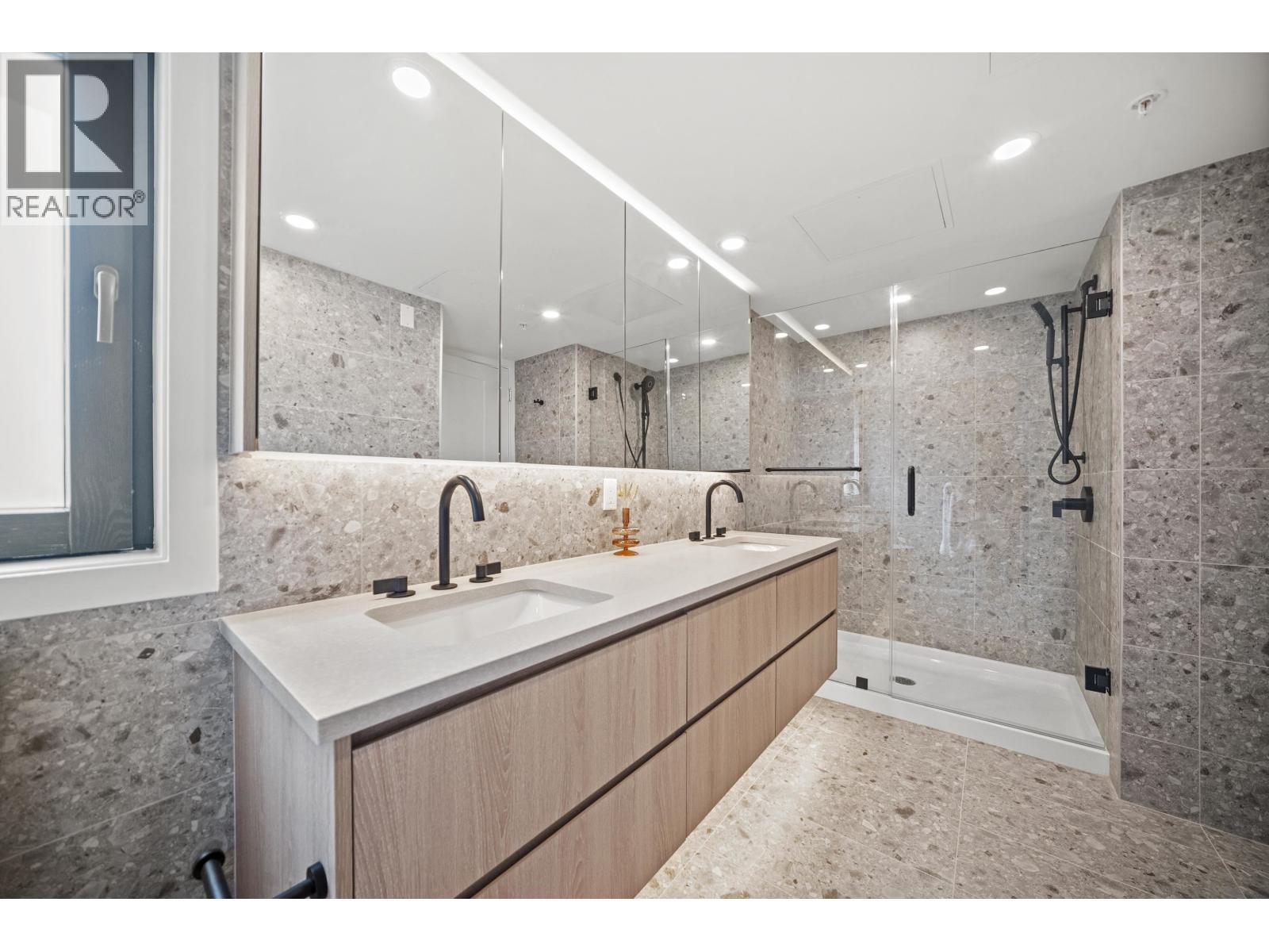 6352 Oak Street, Vancouver, British Columbia  V6M 2W4 - Photo 7 - R3088717