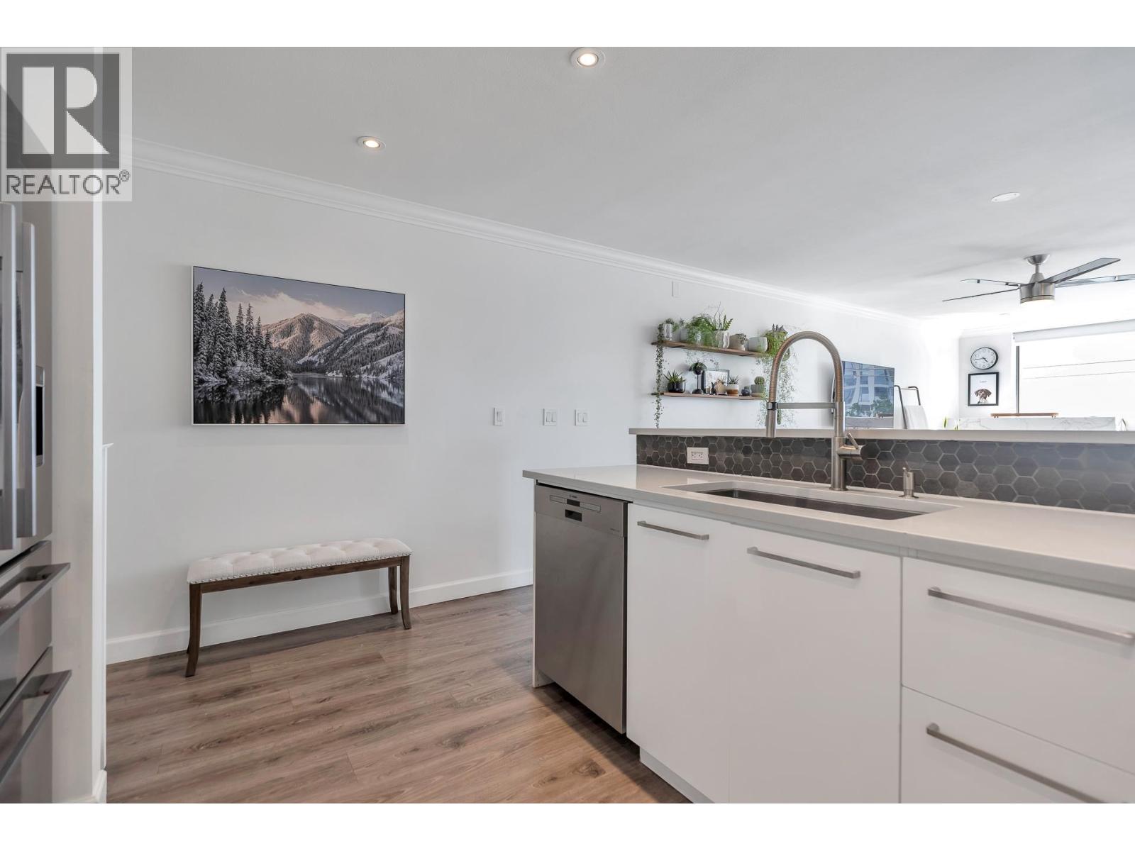 406 305 Lonsdale Avenue, North Vancouver, British Columbia  V7M 2G3 - Photo 21 - R3088731