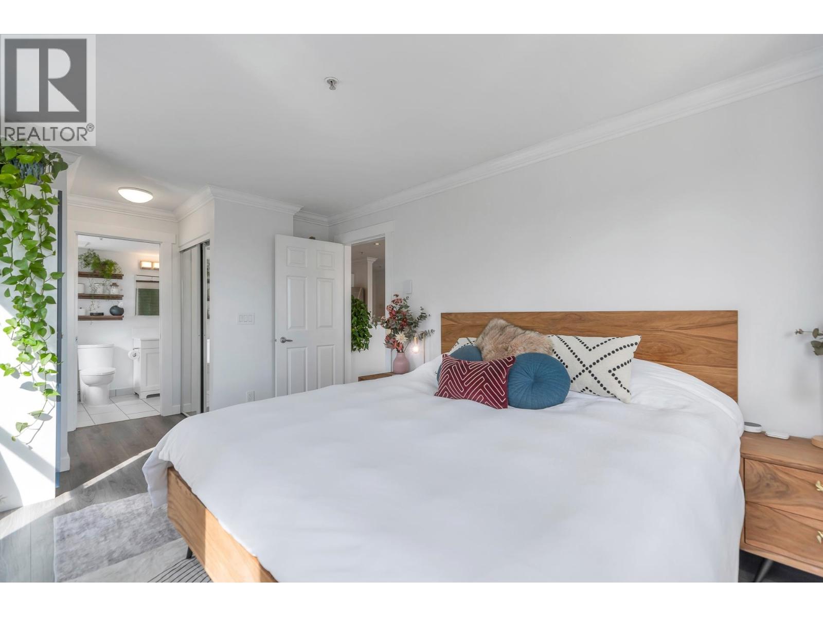 406 305 Lonsdale Avenue, North Vancouver, British Columbia  V7M 2G3 - Photo 25 - R3088731