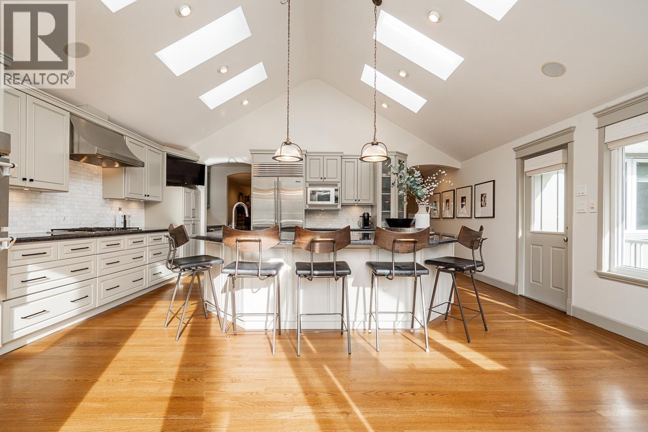 7742 Jensen Place, Burnaby, British Columbia  V5A 2A8 - Photo 13 - R3088705