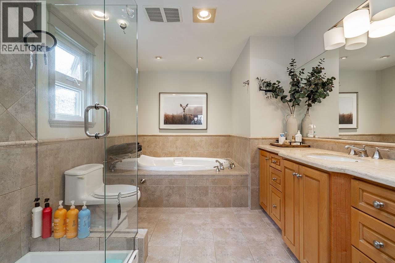 7742 Jensen Place, Burnaby, British Columbia  V5A 2A8 - Photo 18 - R3088705