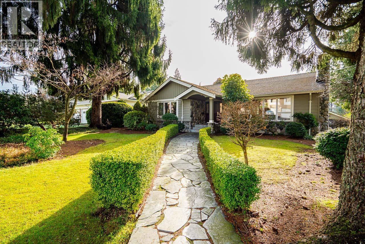 7742 Jensen Place, Burnaby, British Columbia  V5A 2A8 - Photo 2 - R3088705