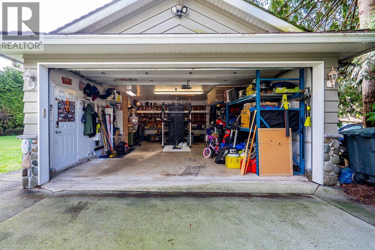 7742 Jensen Place, Burnaby, British Columbia  V5A 2A8 - Photo 32 - R3088705