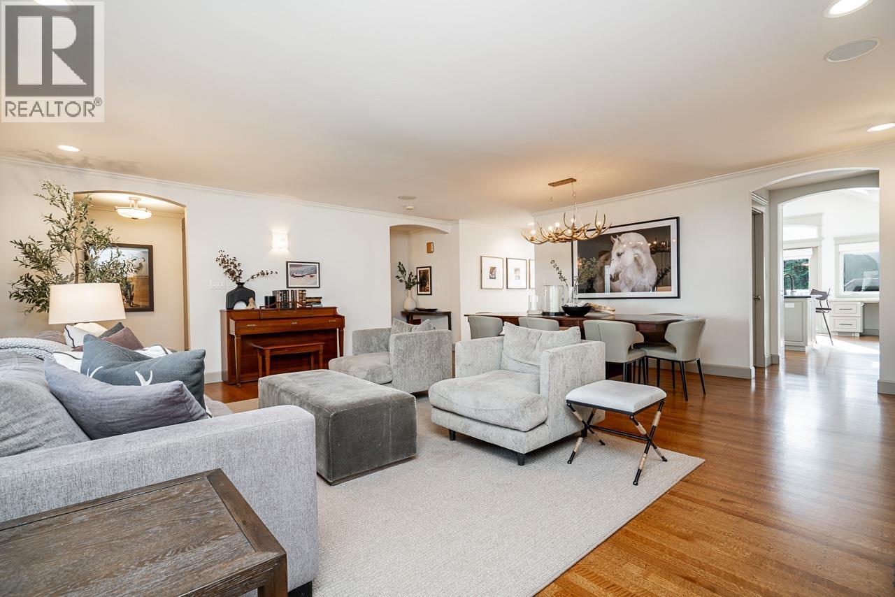 7742 Jensen Place, Burnaby, British Columbia  V5A 2A8 - Photo 4 - R3088705