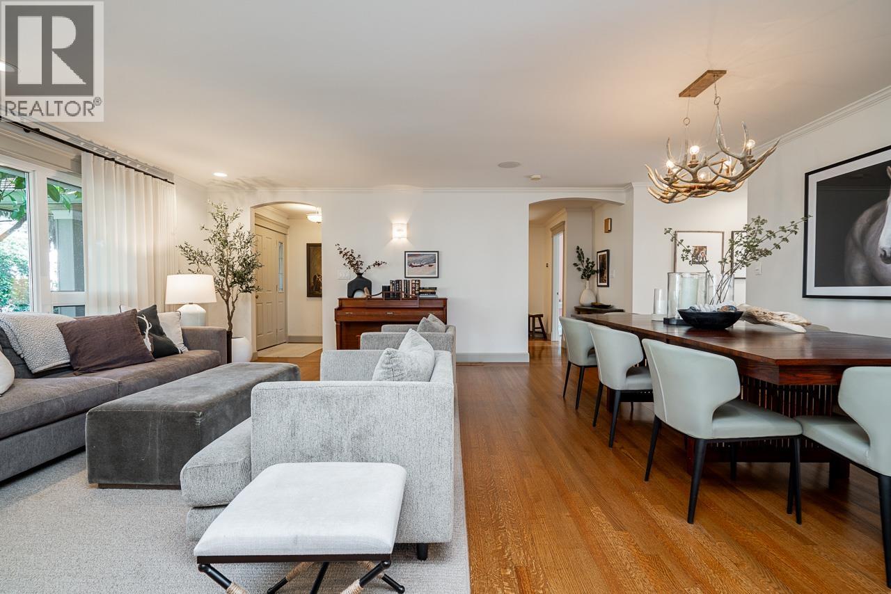 7742 Jensen Place, Burnaby, British Columbia  V5A 2A8 - Photo 6 - R3088705