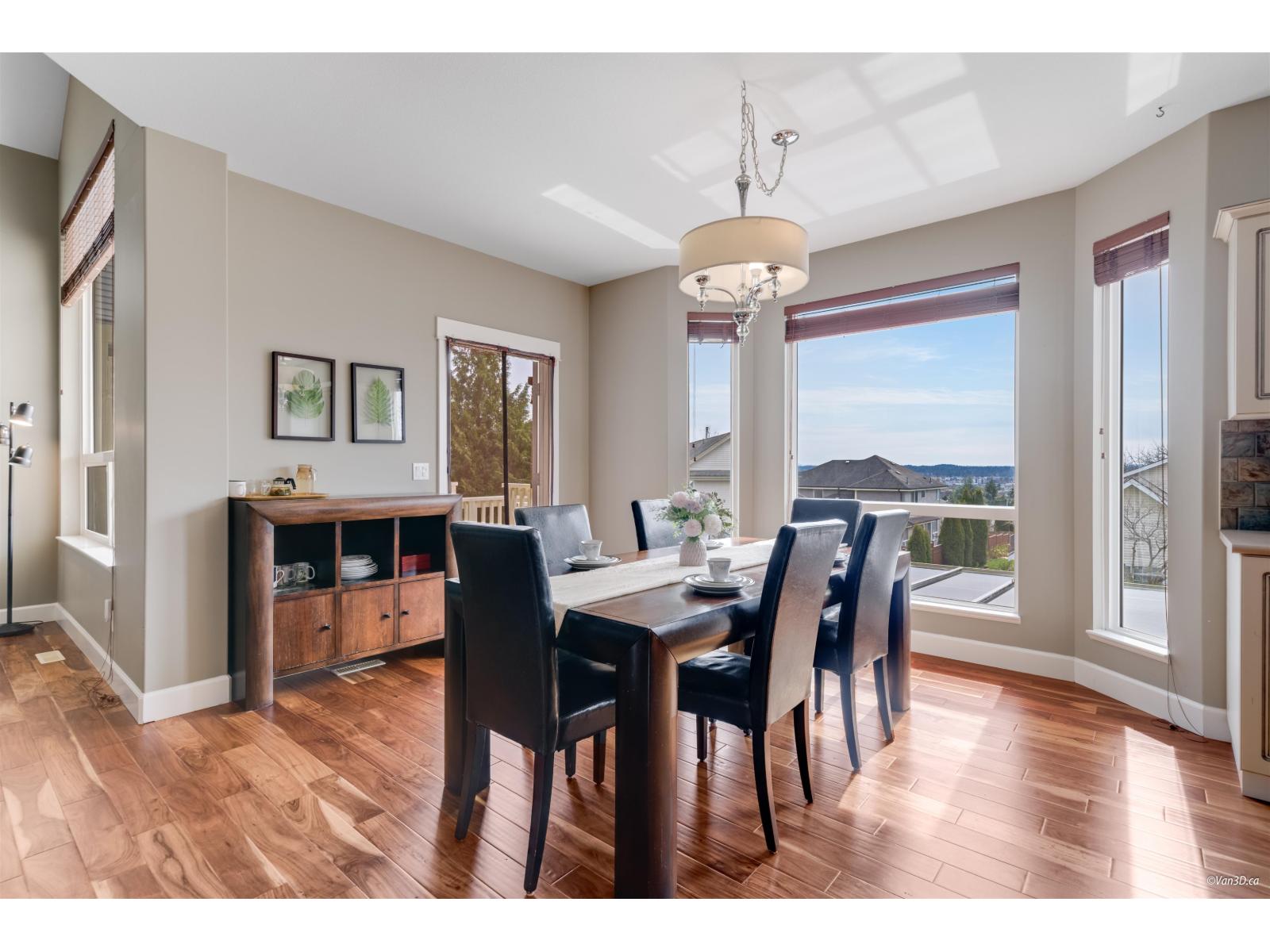 19846 69a Avenue, Langley, British Columbia  V2Y 3A9 - Photo 4 - R2986337