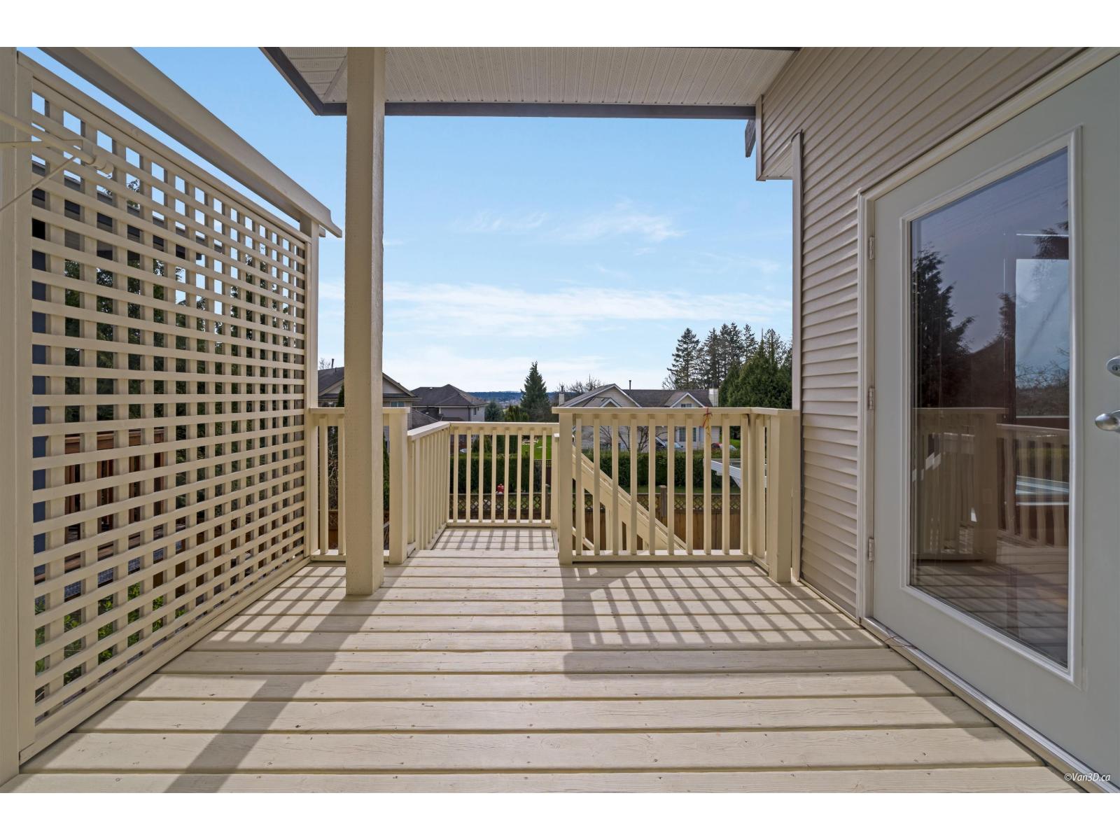 19846 69a Avenue, Langley, British Columbia  V2Y 3A9 - Photo 5 - R2986337