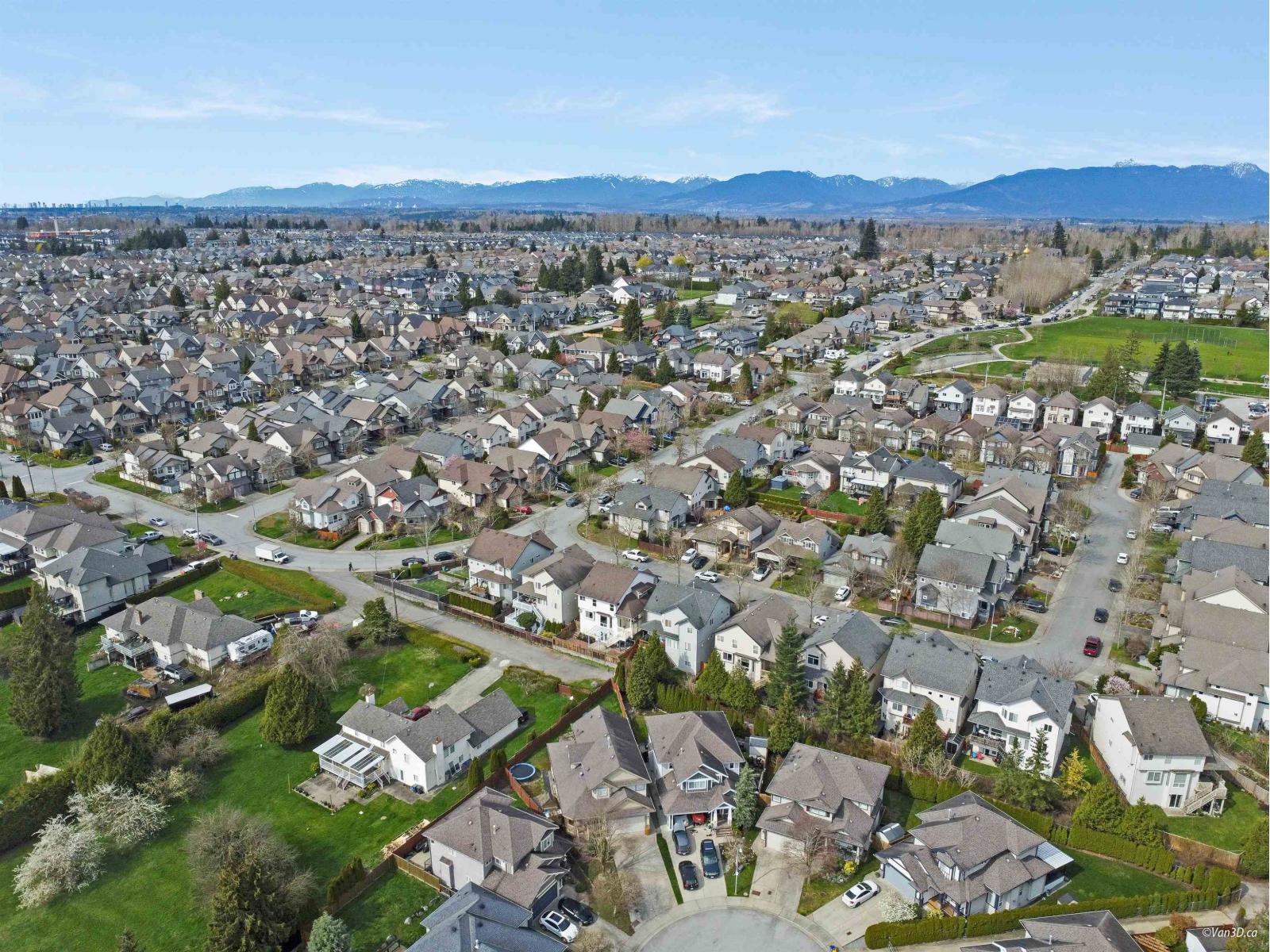 19846 69a Avenue, Langley, British Columbia  V2Y 3A9 - Photo 6 - R2986337