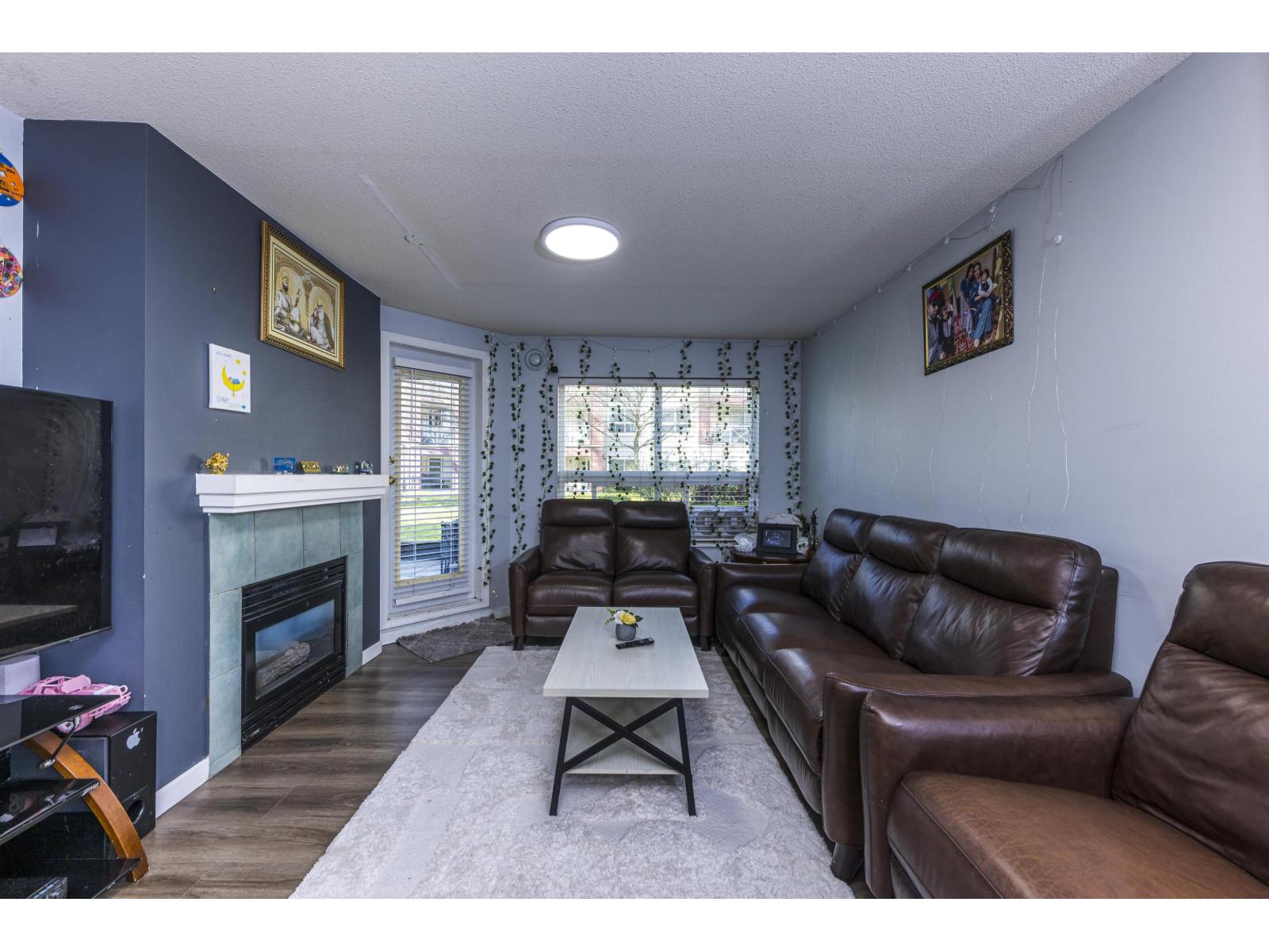 118 8068 120a Street, Surrey, British Columbia  V3W 3P3 - Photo 1 - R3088716