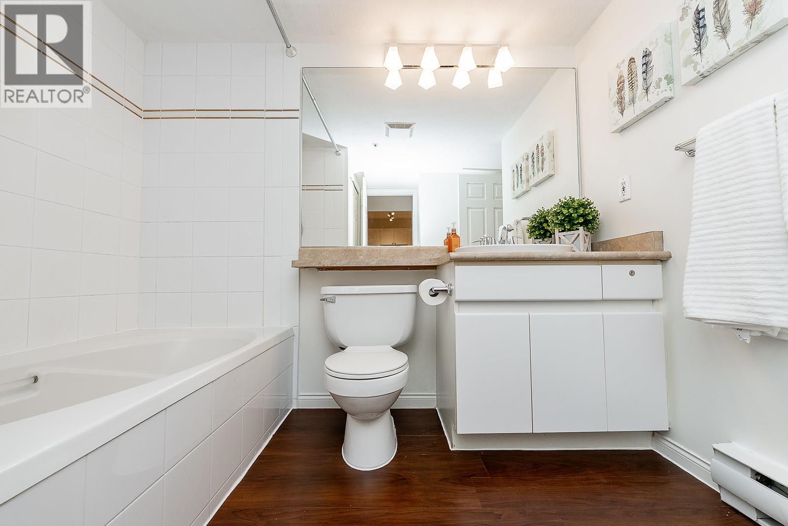 101 2975 Princess Crescent, Coquitlam, British Columbia  V3B 7N3 - Photo 10 - R3088299