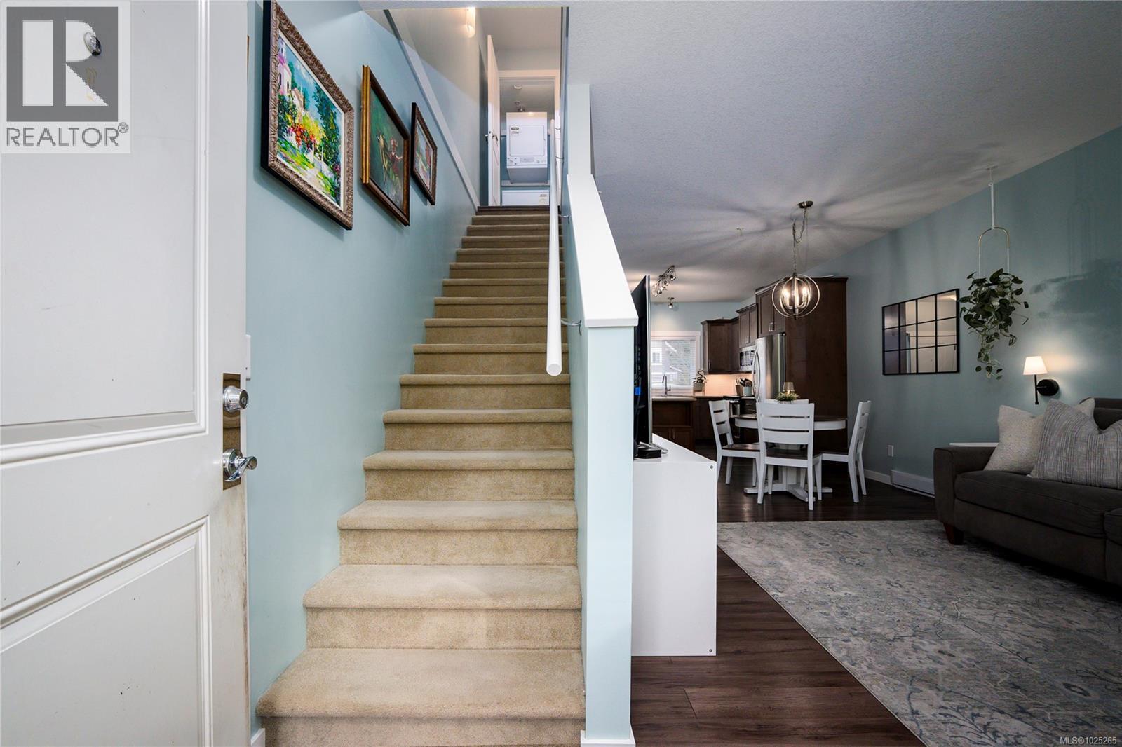 204 1675 Crescent View Dr, Nanaimo, British Columbia  V9S 0A8 - Photo 3 - 1025265